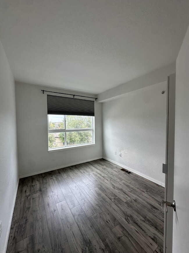 Building Photo - 2830 E College Ave