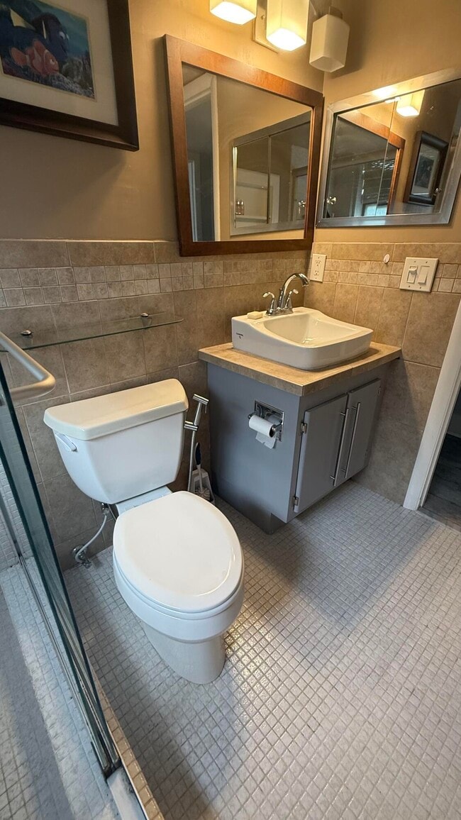 Building Photo - 21 Markham A