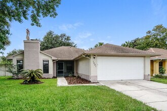 Building Photo - 1001 Pond Apple Ct