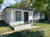 Building Photo - 3BED/2BATH HOUSE FOR RENT AVAILABLE NOW! *...