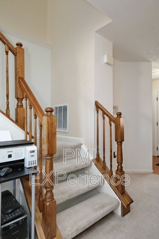 Building Photo - 12740 Wedgedale Ct