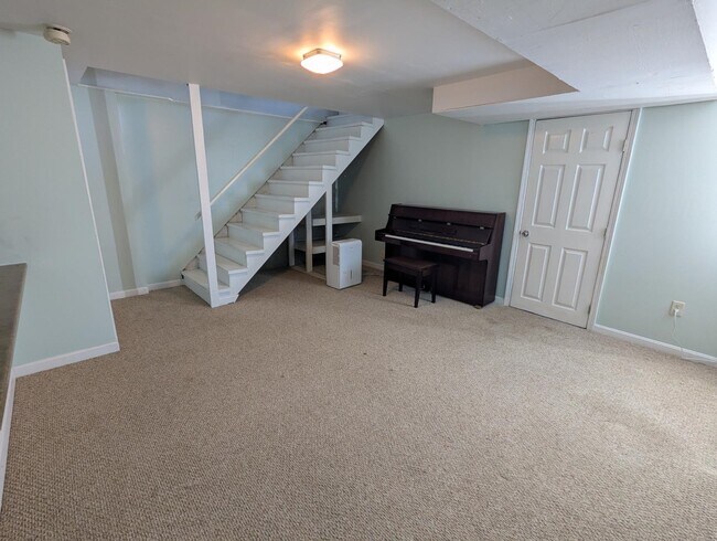 Building Photo - 160 Winterwood Dr