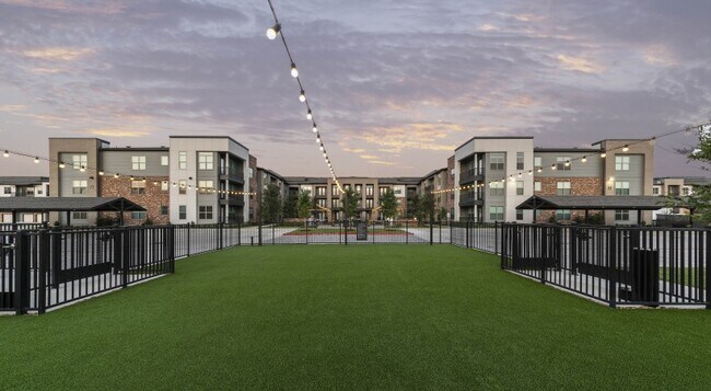 Building Photo - Beautiful Studio Home! Great Savings!