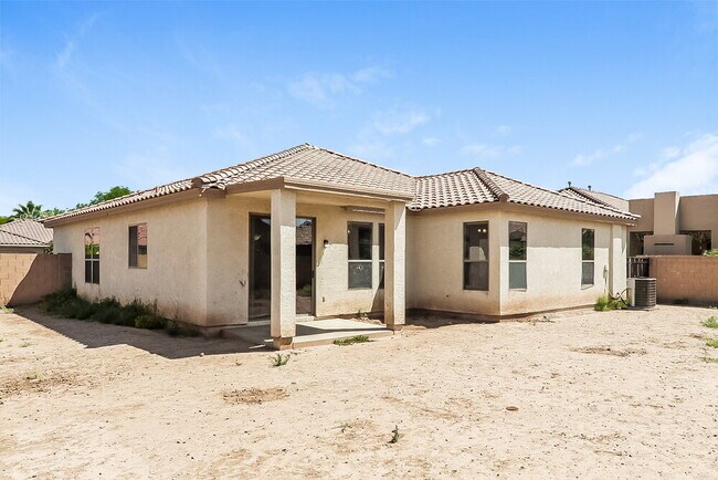 Building Photo - 9825 W El Caminito Dr