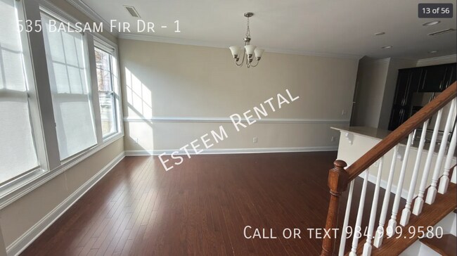 Building Photo - 535 Balsam Fir Dr