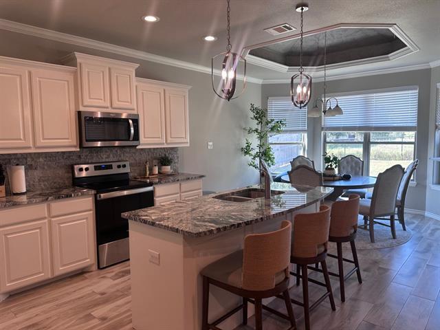 Building Photo - 3326 Windcrest Dr