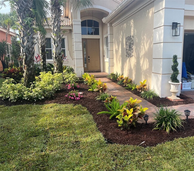 Building Photo - 12200 NW 77th Manor