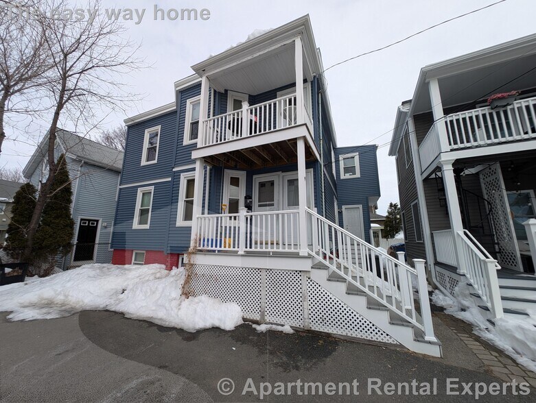 Building Photo - 9 Lowell Terrace