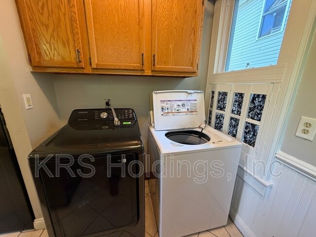 Building Photo - 1110 Park Ave