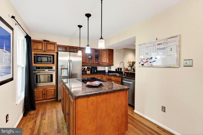 Building Photo - 14230 Oxford Dr