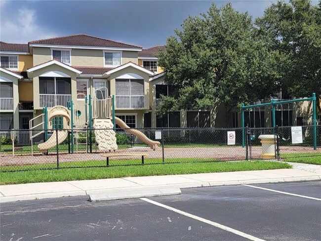 Building Photo - 5500 Bentgrass Dr