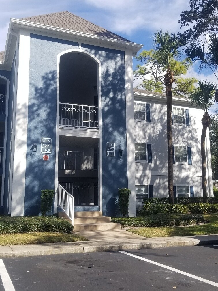 Building Photo - 8207 Olympia Ct