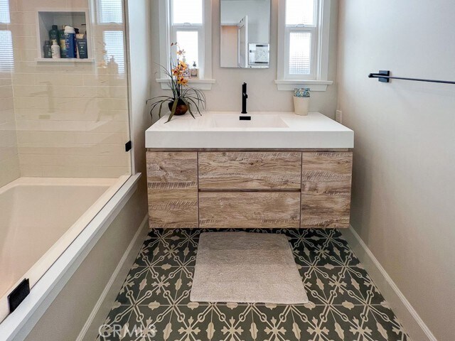 Building Photo - 4424 Ethel Ave