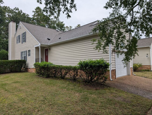 Primary Photo - Spacious Home in Longhill Gate