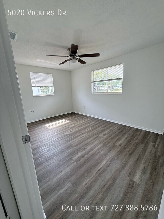 Building Photo - 5020 Vickers Dr