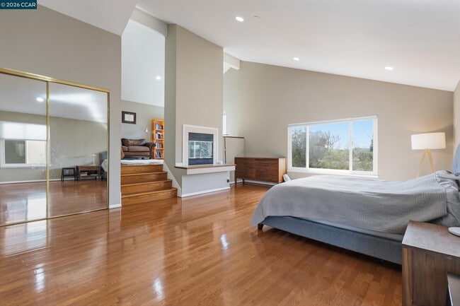 Building Photo - 342 Newcastle Ln