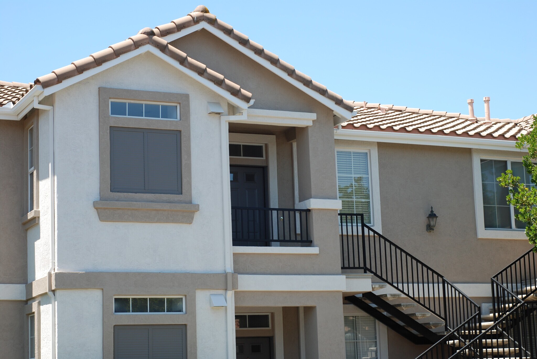 Building Photo - 10776 Sabre Hill Dr