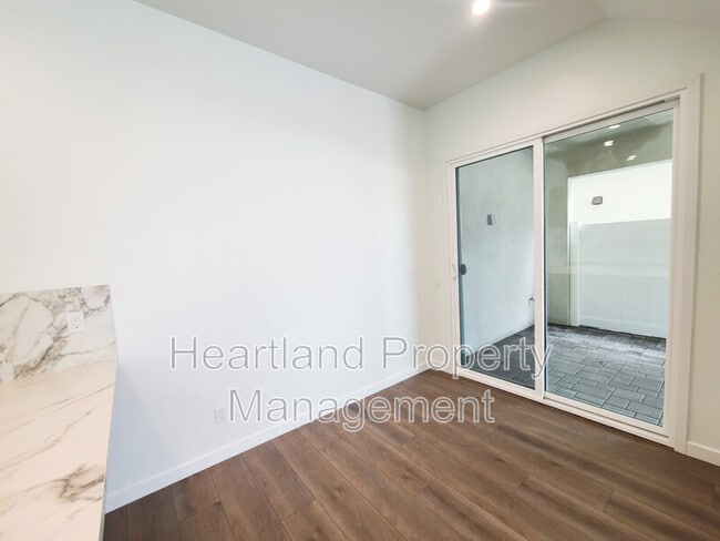 Building Photo - 4115 Clairemont Mesa Blvd