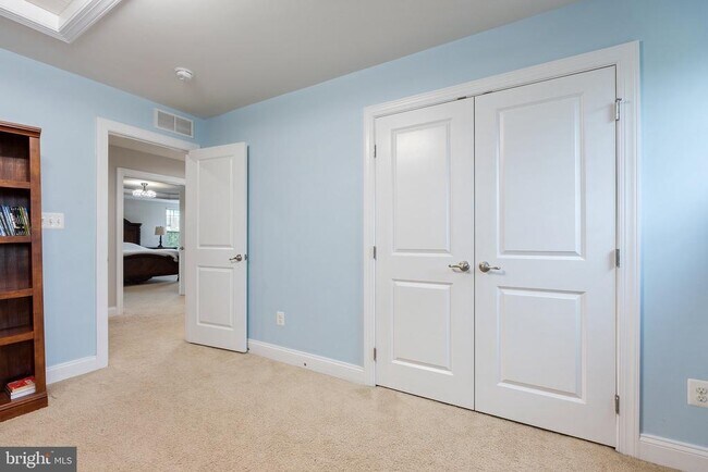 Building Photo - 25792 Racing Sun Dr