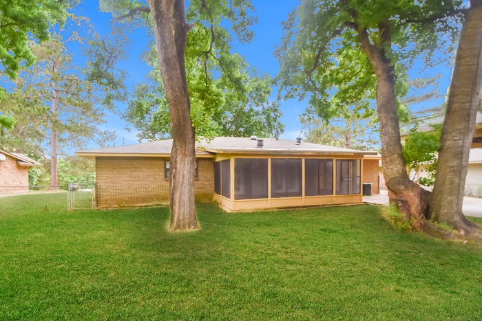 Building Photo - 581 Glade Park Loop