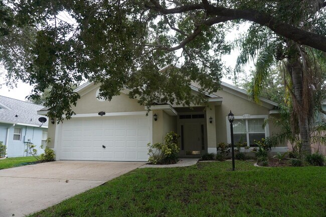 Primary Photo - 3817 La Flor Dr