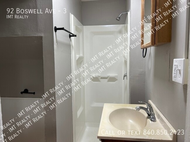 Building Photo - 92 Boswell Ave