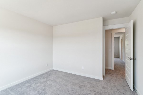 Building Photo - 1037 Ewell Farm Dr