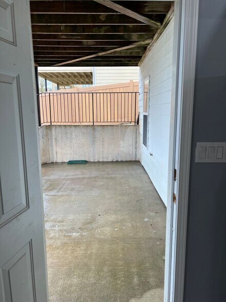 Building Photo - 3152 Daleview Way SW