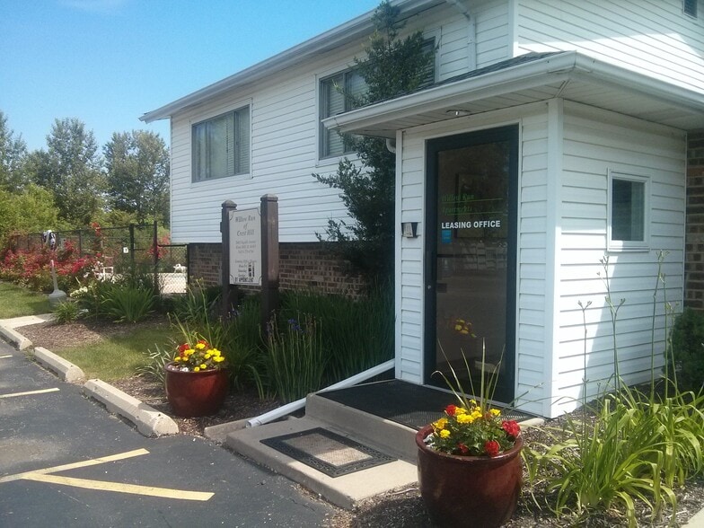 Building Photo - Willow Run of Crest Hill