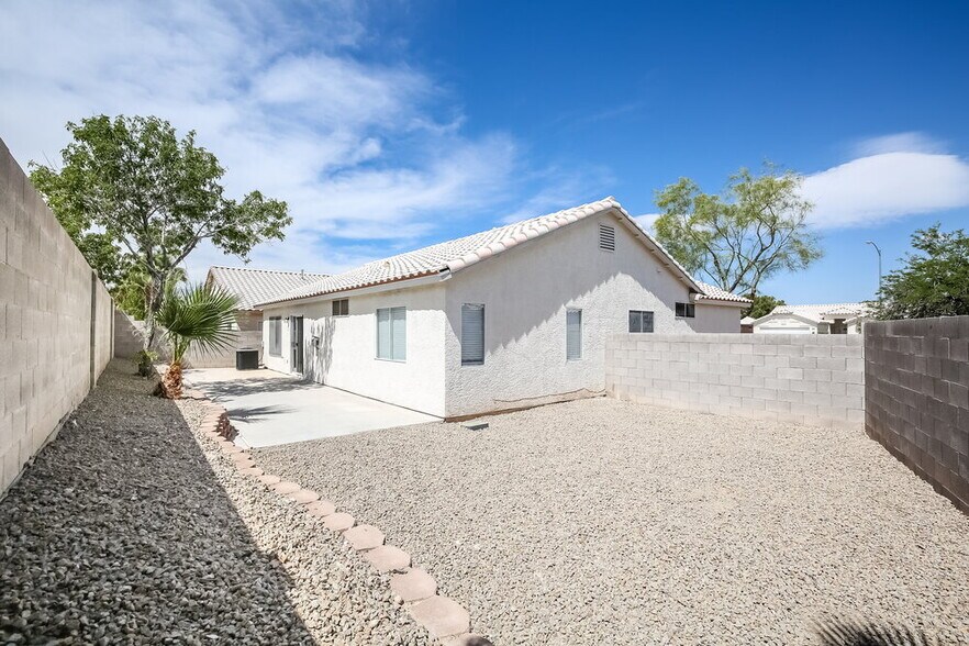Building Photo - 4911 Dunvegan Ct