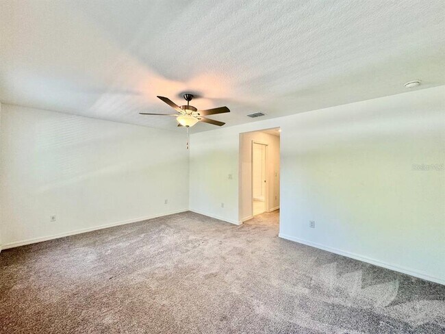 Building Photo - 6093 Acara Ln