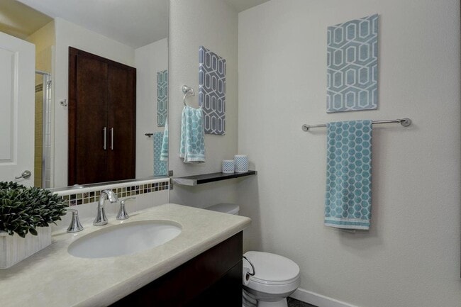 Building Photo - Exceptional End-Unit Townhome in Sterling Park – Palo Alto Living at Its Best!