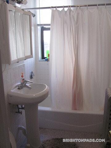 Building Photo - 23 Cummings Rd