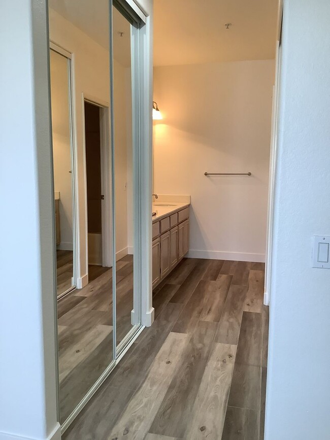 Building Photo - 11412 Via Rancho San Diego