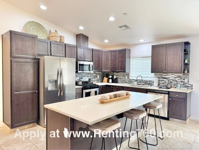 Building Photo - COMING SOON - Modern 4 Bedroom 2 Bathroom Home In Storey Park!