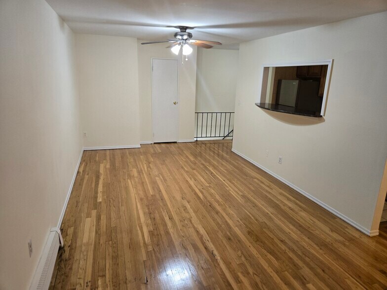 Building Photo - 101 E Blancke St