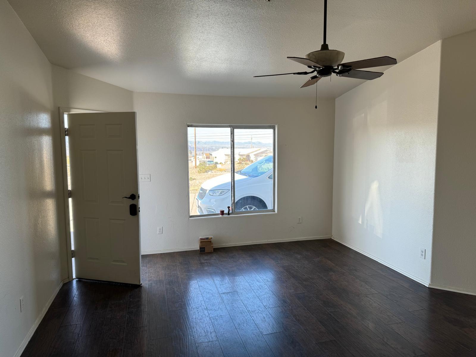 Living Room - 3378 Iroquois Dr