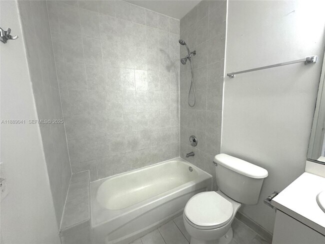 Building Photo - 2731 NE 3rd Dr