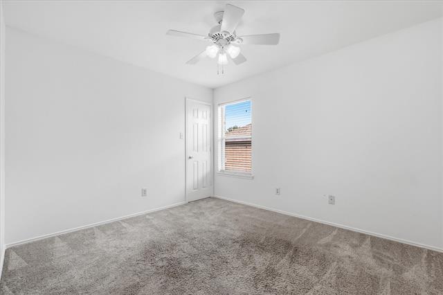 Building Photo - 2825 Saddlebred Trail