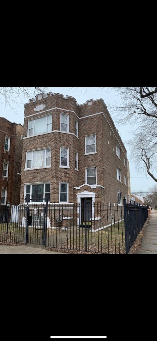 8459 Phillips S Ave 8459 Phillips S Ave Chicago IL 60617 Apartment Finder