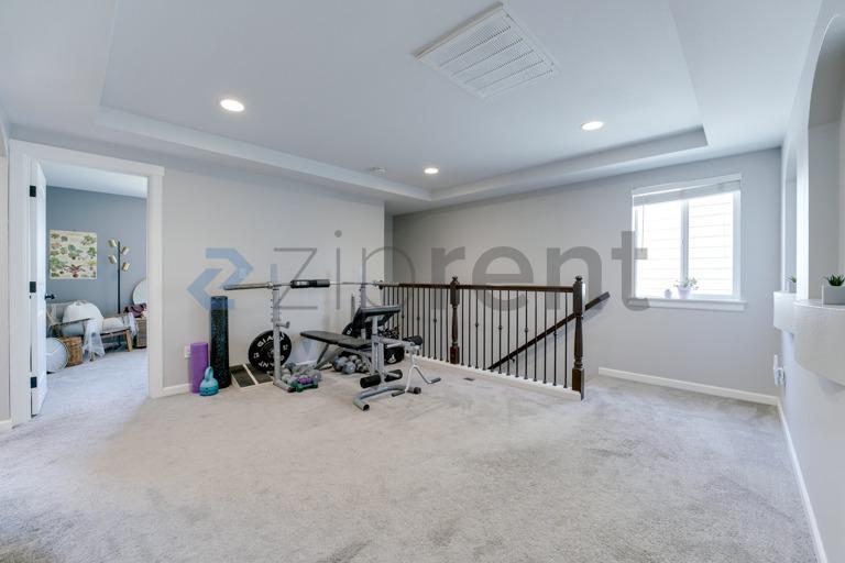 Building Photo - Unit NA