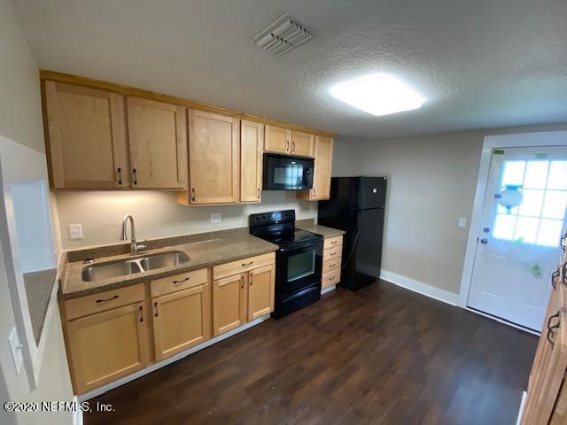 Building Photo - 2634 Gifford Ave