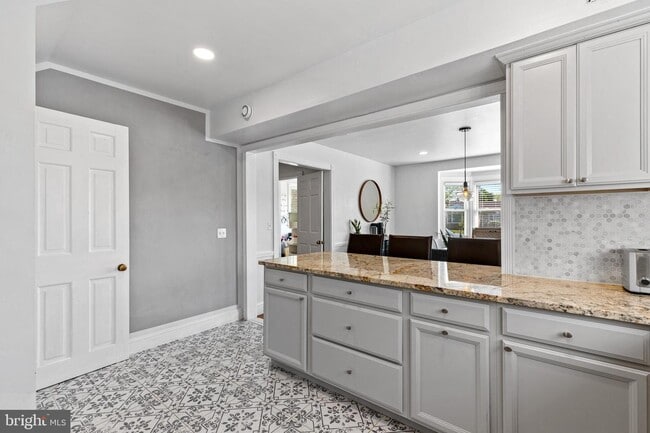 Building Photo - 4500 Eastway Ct