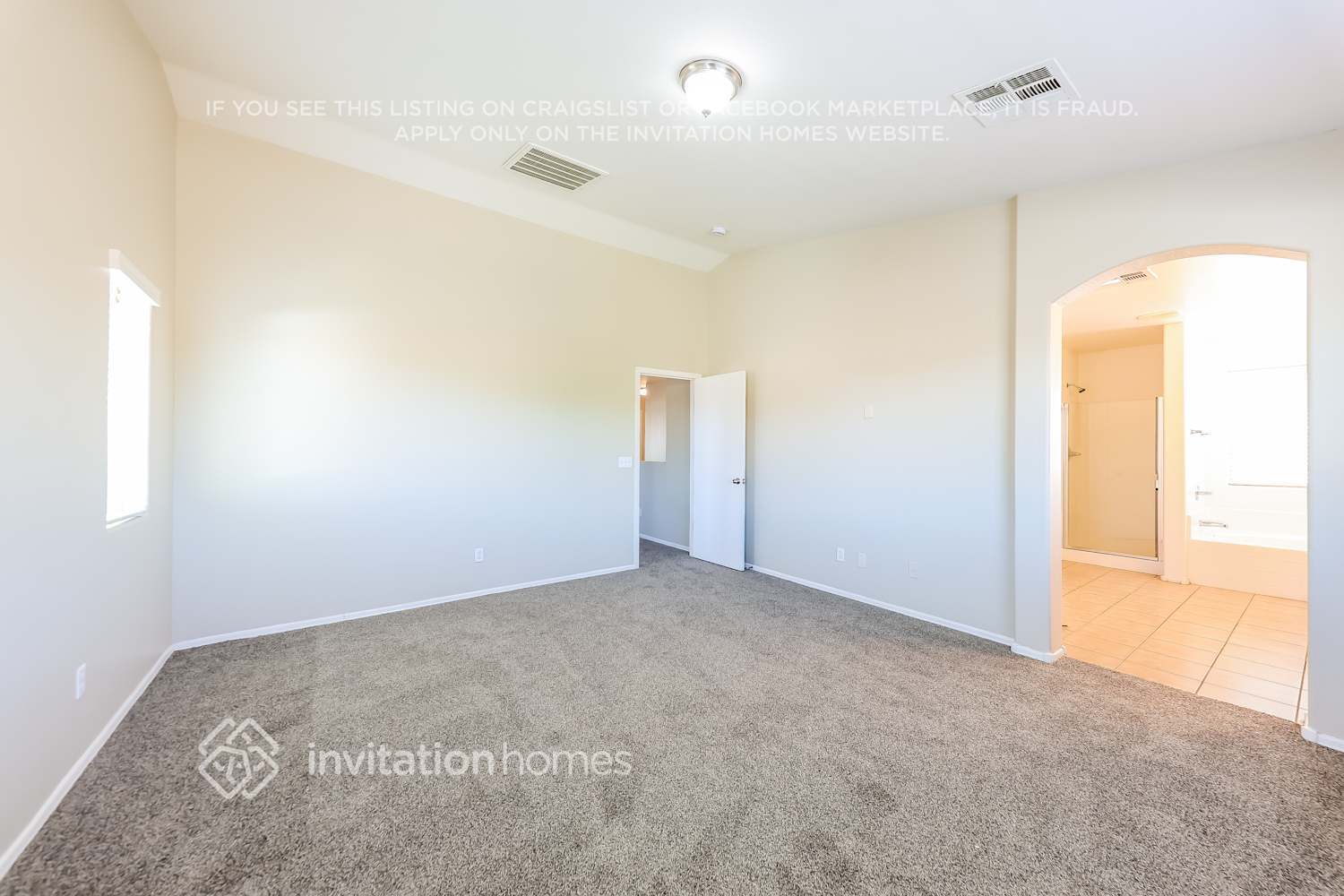 Building Photo - 35920 W Velazquez Dr