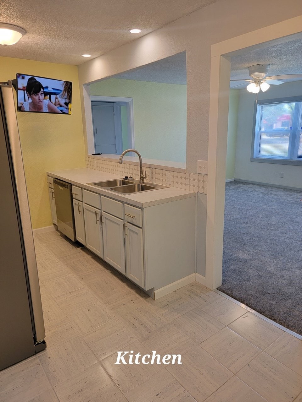 Building Photo - 2154 S Seneca St