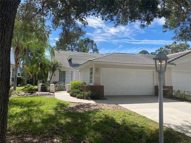 Building Photo - 7739 Whitebridge Glen