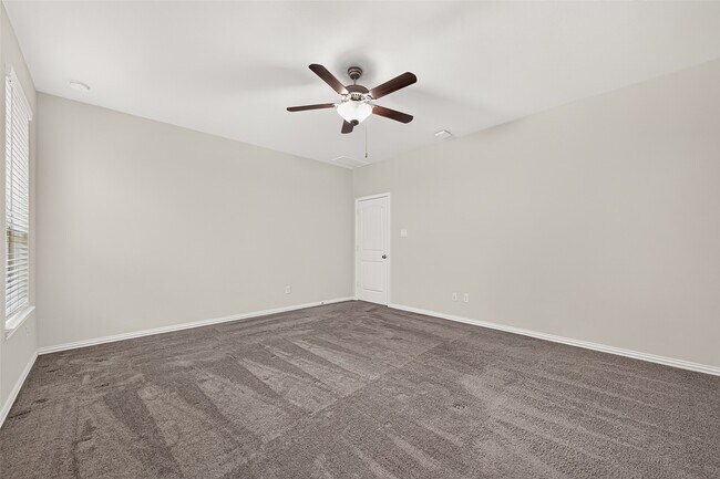 Building Photo - 20223 Highfield Park Dr