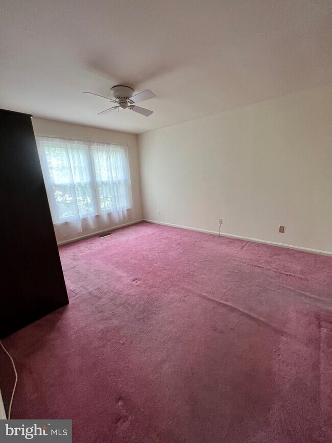 Building Photo - 9551 Duffer Way
