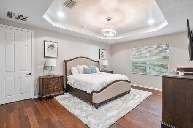 Building Photo - 9271 Madewood Ct