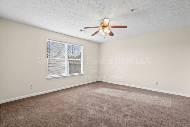 Building Photo - 1202 Fairington Club Dr